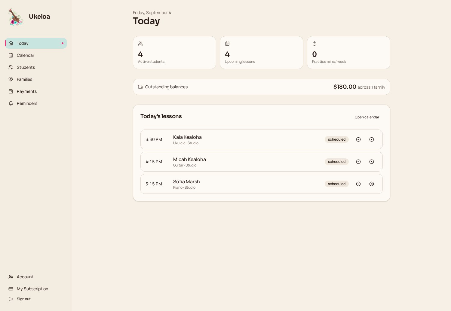 Ukeloa teacher dashboard showing today's lessons, active student count, and outstanding balances
